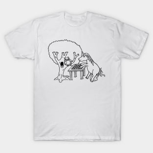 Unicorn Playing Chess with an Owl T-Shirt